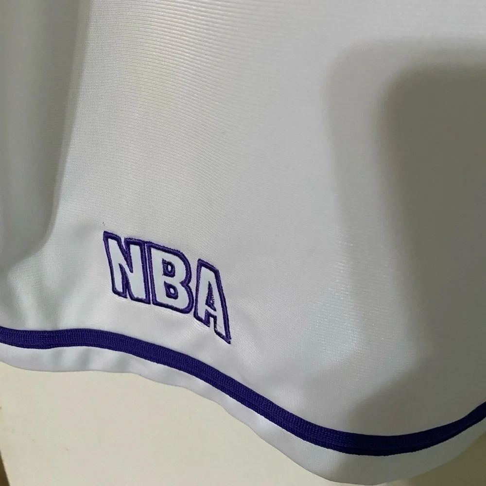 Lakers- 2X NBA vintage 90’s lined button up jersey/polo. Excellent preowned! - Picture 6 of 13